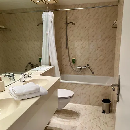 G&p Housing *